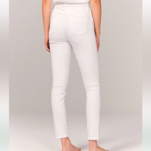 Abercrombie & Fitch Curve Love High Rise Super Skinny Ankle Jean - Picture 3 of 14